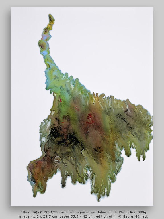 “fluid 04(k)” 2021/22, archival pigment on Hahnemühle Photo Rag 308g, image 41.5 x 29.7 cm, paper 55.5 x 42 cm, edition of 4 © Georg Mühleck